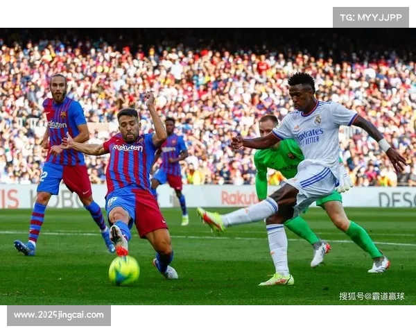 西班牙超级杯决赛前瞻：巴萨3-2皇马，锋线对决成焦点。